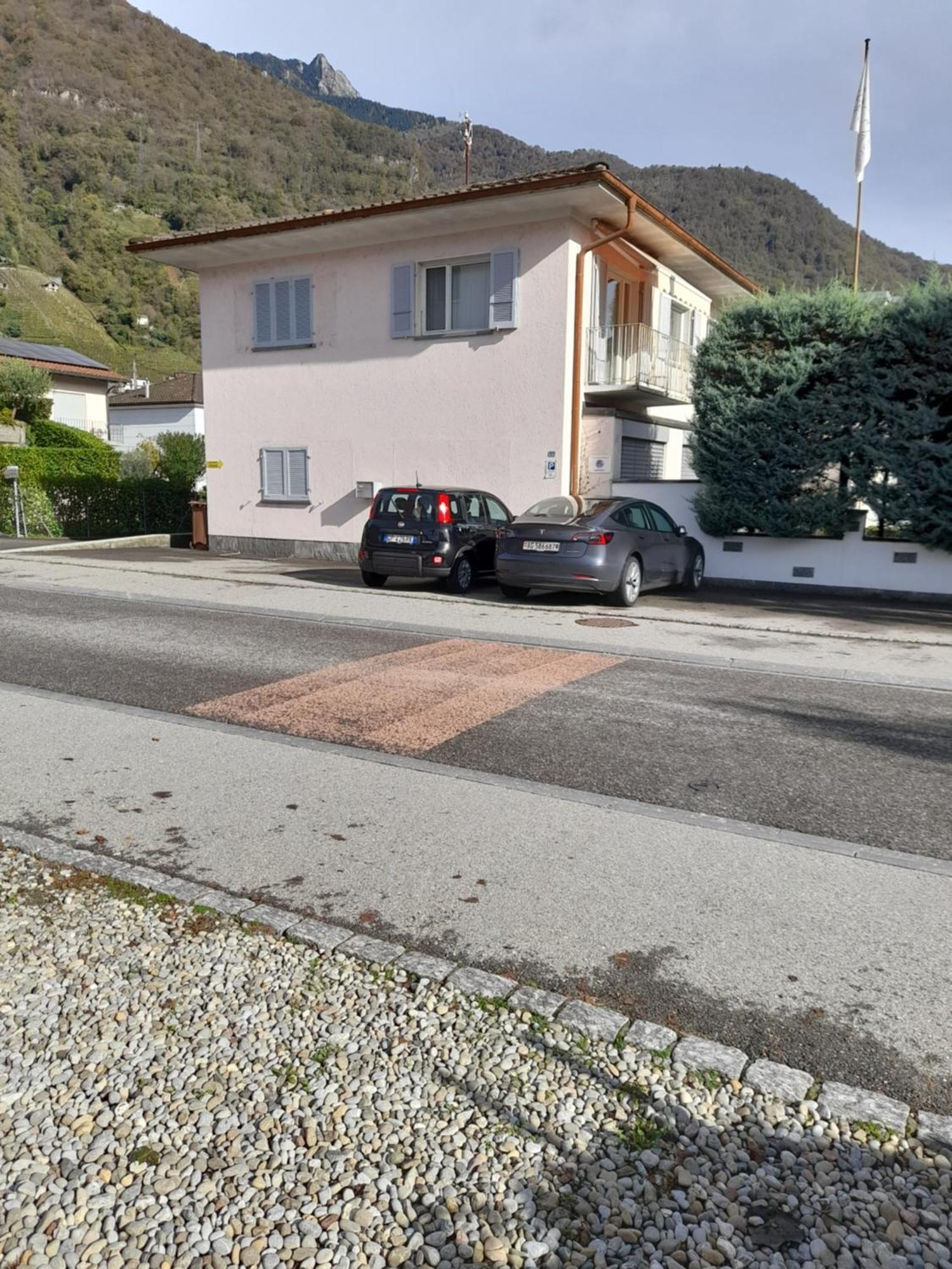 Hotel Garni Elisabetta Gordola Zewnętrze zdjęcie